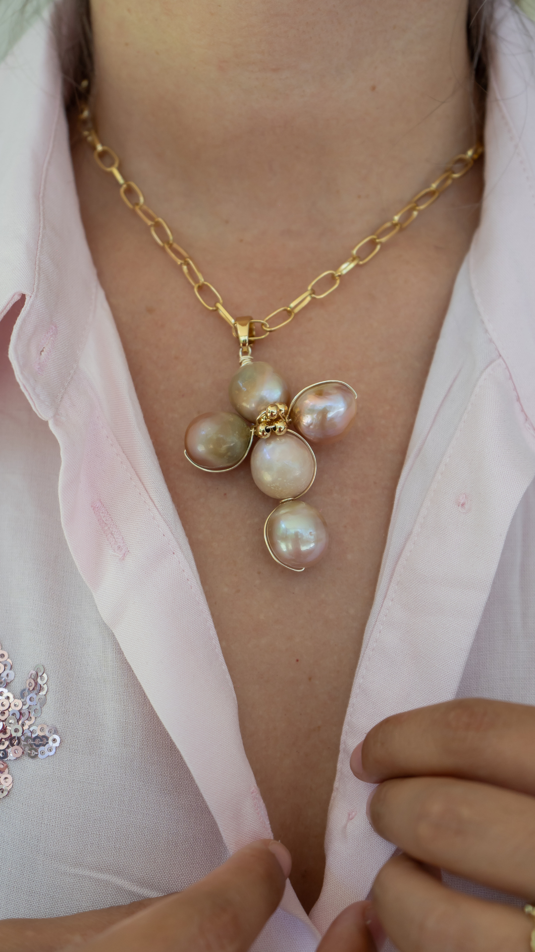 COLLAR CRUZ PERLA LILO