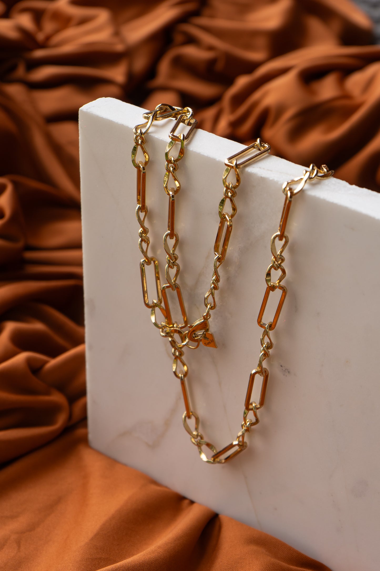 CADENA CHUNKY CON MOÑITOS