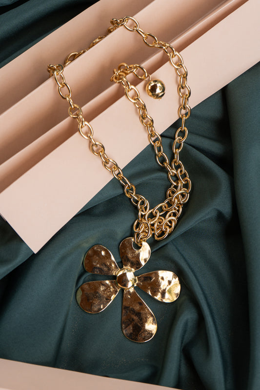 COLLAR FLOR CON TALLO